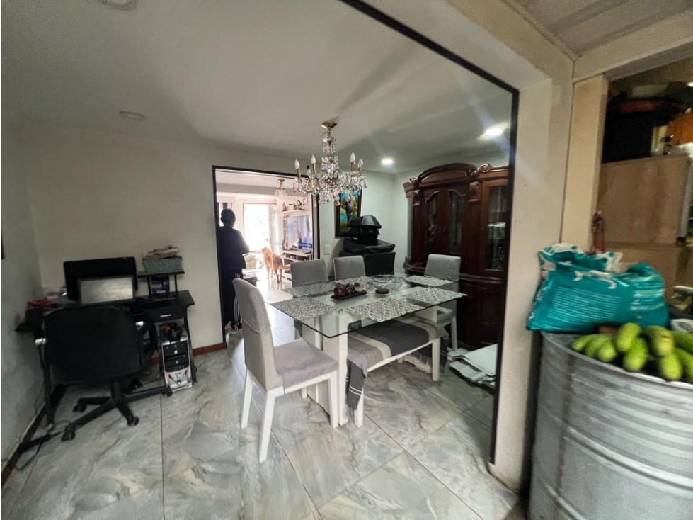 Casa en venta en Castilla, Bogotá · foto 11 de 24