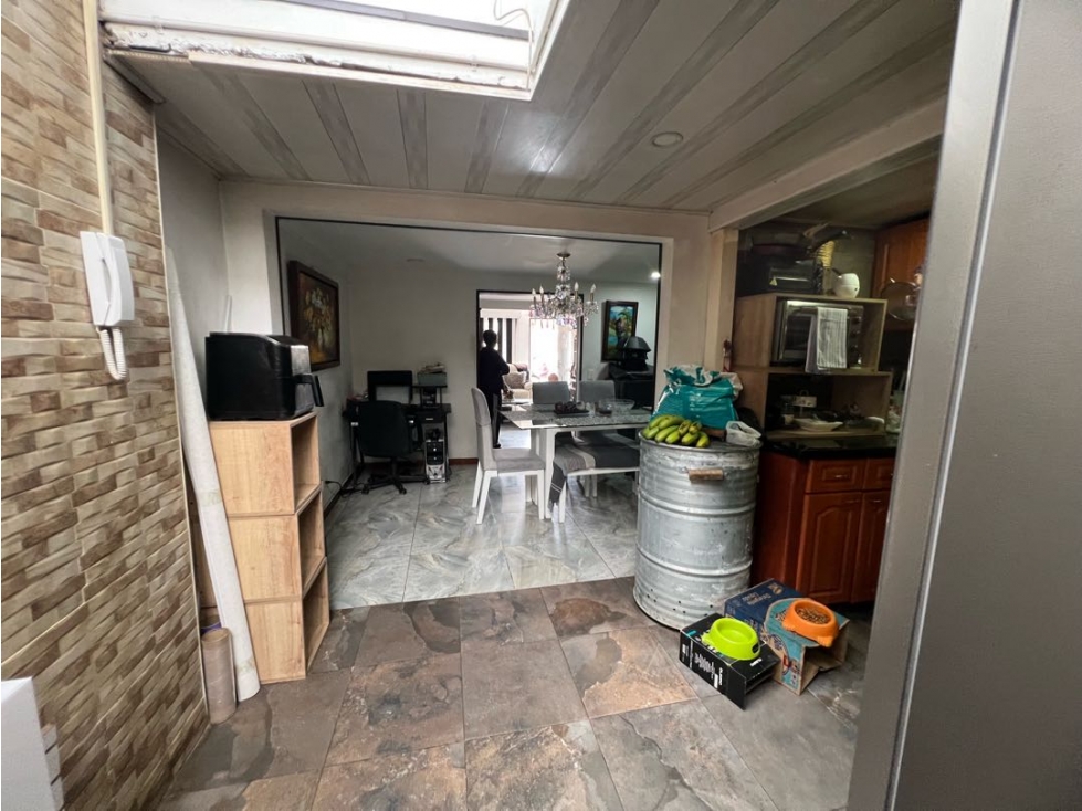 Casa en venta en Castilla, Bogotá · foto 12 de 24