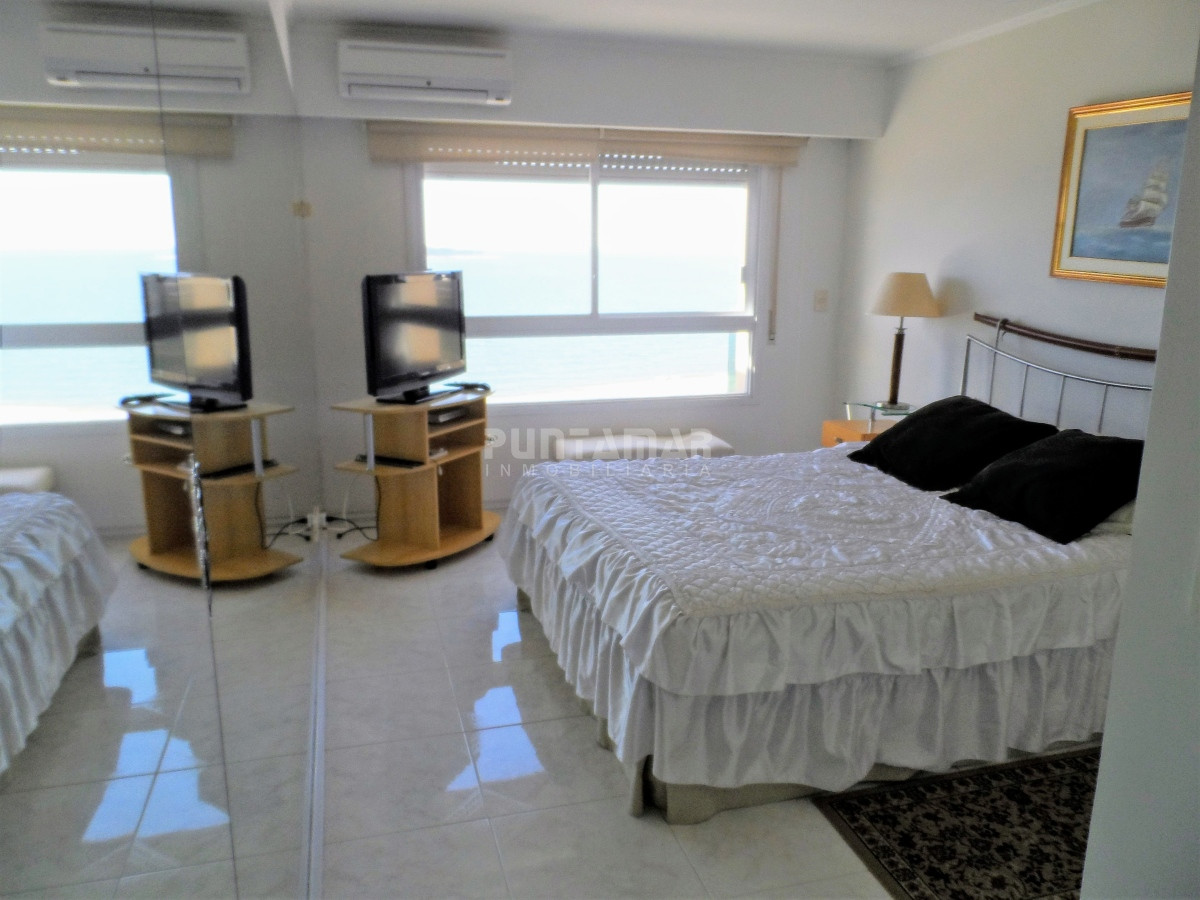 DEPARTAMENTO EN EDIFICIO DE GRAN CATEGORIA EN LA MANSA · Foto 10