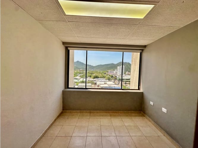 Oficina en arriendo en La Esperanza, Santa Marta, 34 m² · foto 8 de 10