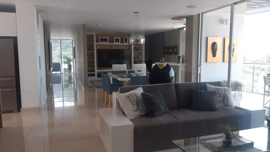 Apartamento de 2 alcobas en venta en Aguacatal, Cali, 230 m² · foto 15 de 24