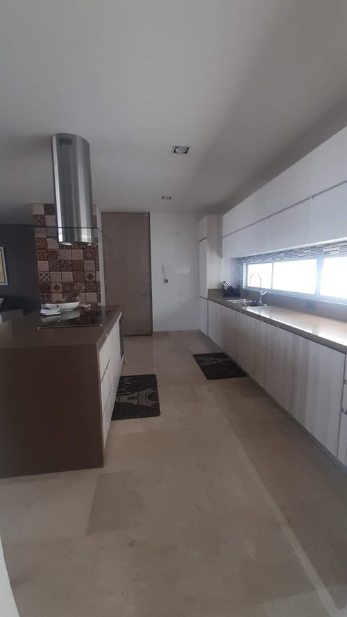 Apartamento de 2 alcobas en venta en Aguacatal, Cali, 230 m² · foto 3 de 24