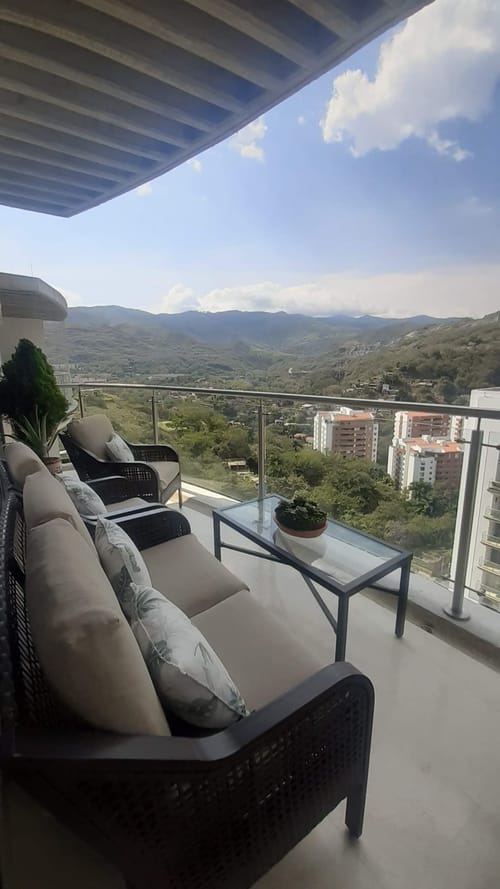 Apartamento de 2 alcobas en venta en Aguacatal, Cali, 230 m² · foto 9 de 24