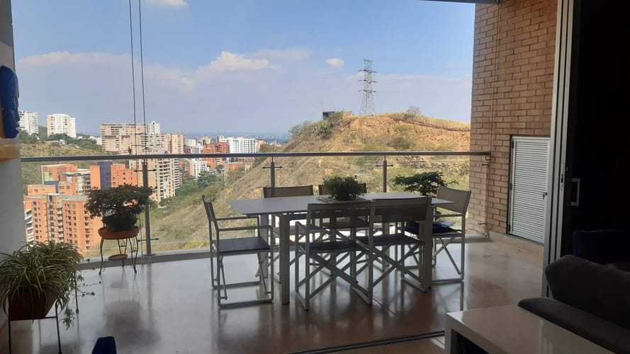 Apartamento de 2 alcobas en venta en Aguacatal, Cali, 230 m² · foto 22 de 24