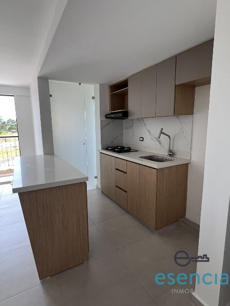 Apartamento en arriendo en Cimarronas, Rionegro · foto 3 de 11