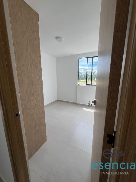 Apartamento en arriendo en Cimarronas, Rionegro · foto 7 de 11