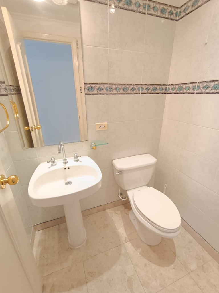 Apartamento en venta en El Poblado, Medellín · foto 15 de 17