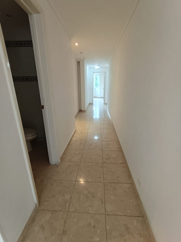 Apartamento en venta en El Poblado, Medellín · foto 16 de 17