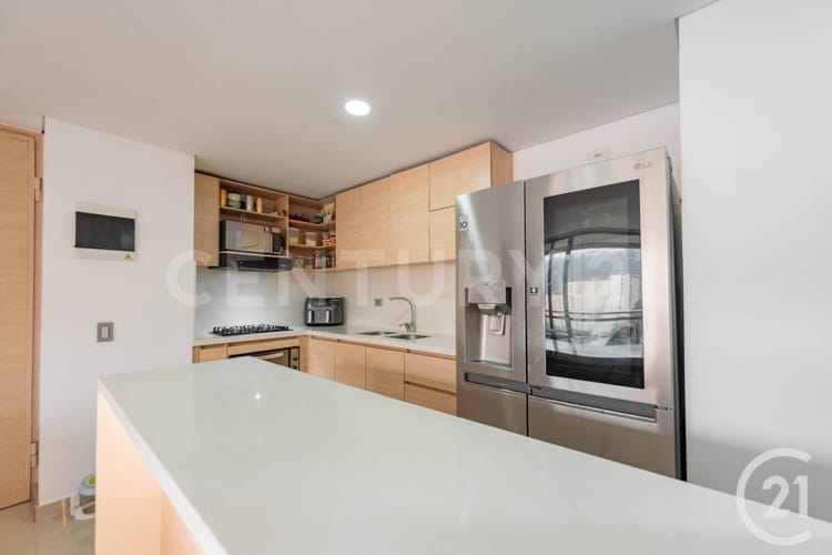 Apartamento de 3 alcobas en venta en Lagos De La Doctora, Sabaneta, 99 m² · foto 4 de 24