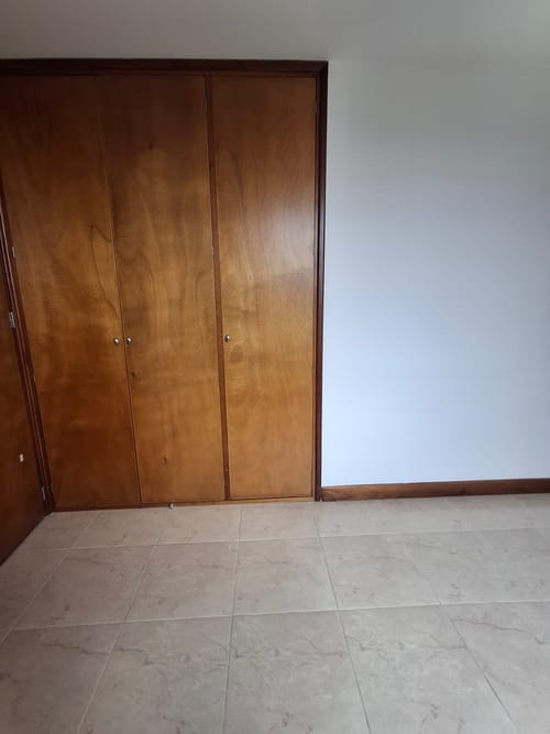 Apartamento de 3 alcobas en arriendo en Los Balsos, Medellín, 110 m² · foto 8 de 15