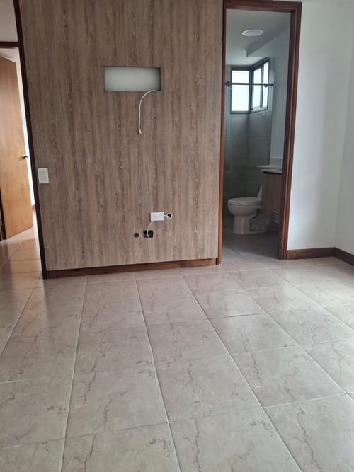 Apartamento de 3 alcobas en arriendo en Los Balsos, Medellín, 110 m² · foto 12 de 15