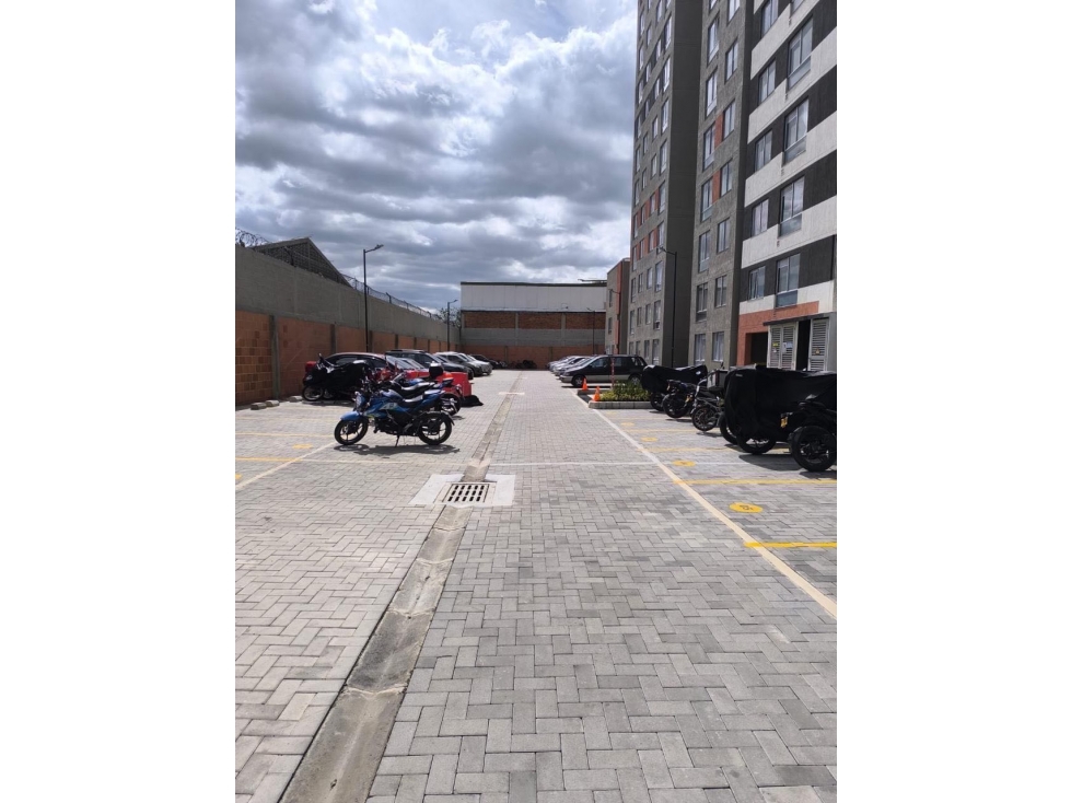 Apartamento en venta en Fontibon, Bogotá · foto 9 de 15