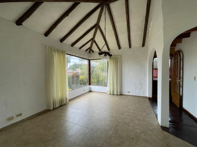 Casa de 3 alcobas en venta en Siberia, Cota, 350 m² · foto 8 de 24