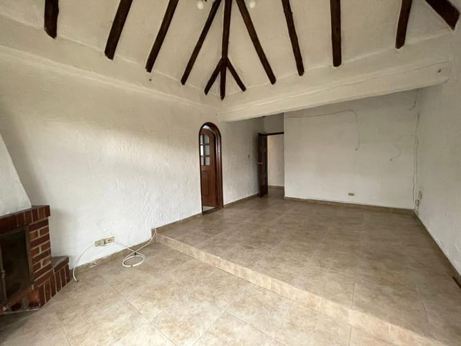Casa de 3 alcobas en venta en Siberia, Cota, 350 m² · foto 23 de 24