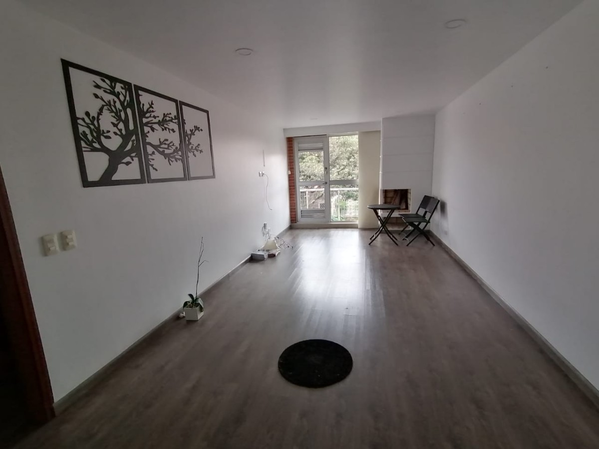 Apartamento en venta en Cedritos, Bogotá · foto 2 de 18