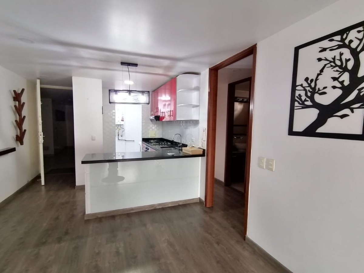 Apartamento en venta en Cedritos, Bogotá · foto 3 de 18