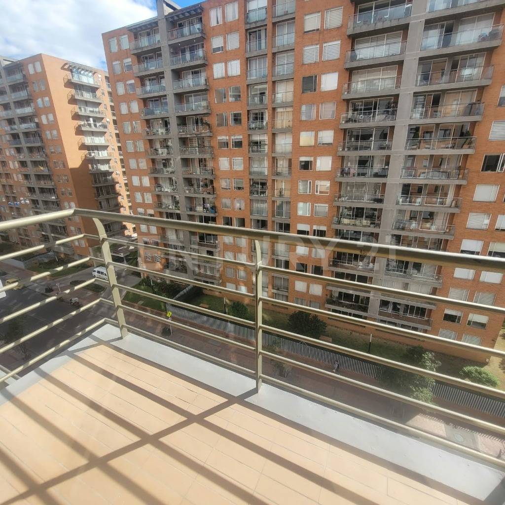 Apartamento en venta en La Felicidad, Bogotá · foto 4 de 19