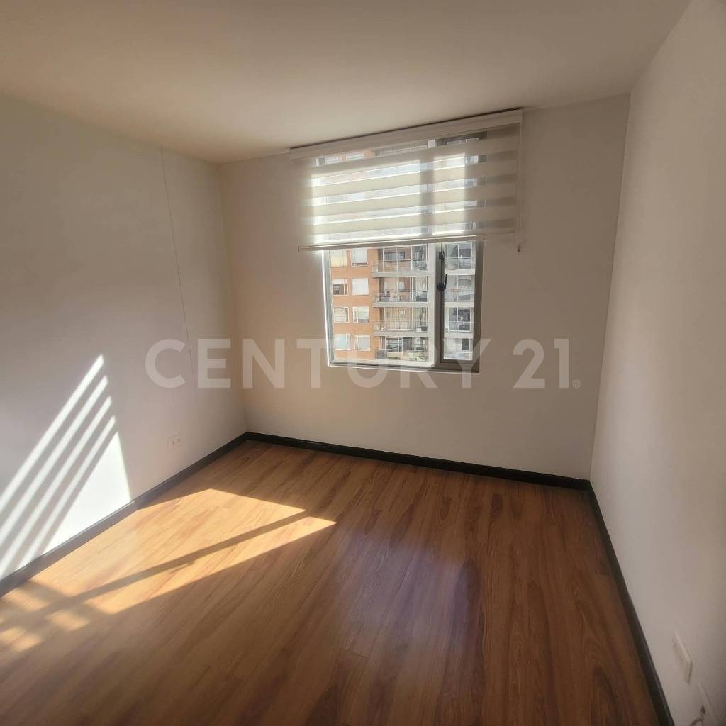Apartamento en venta en La Felicidad, Bogotá · foto 8 de 19