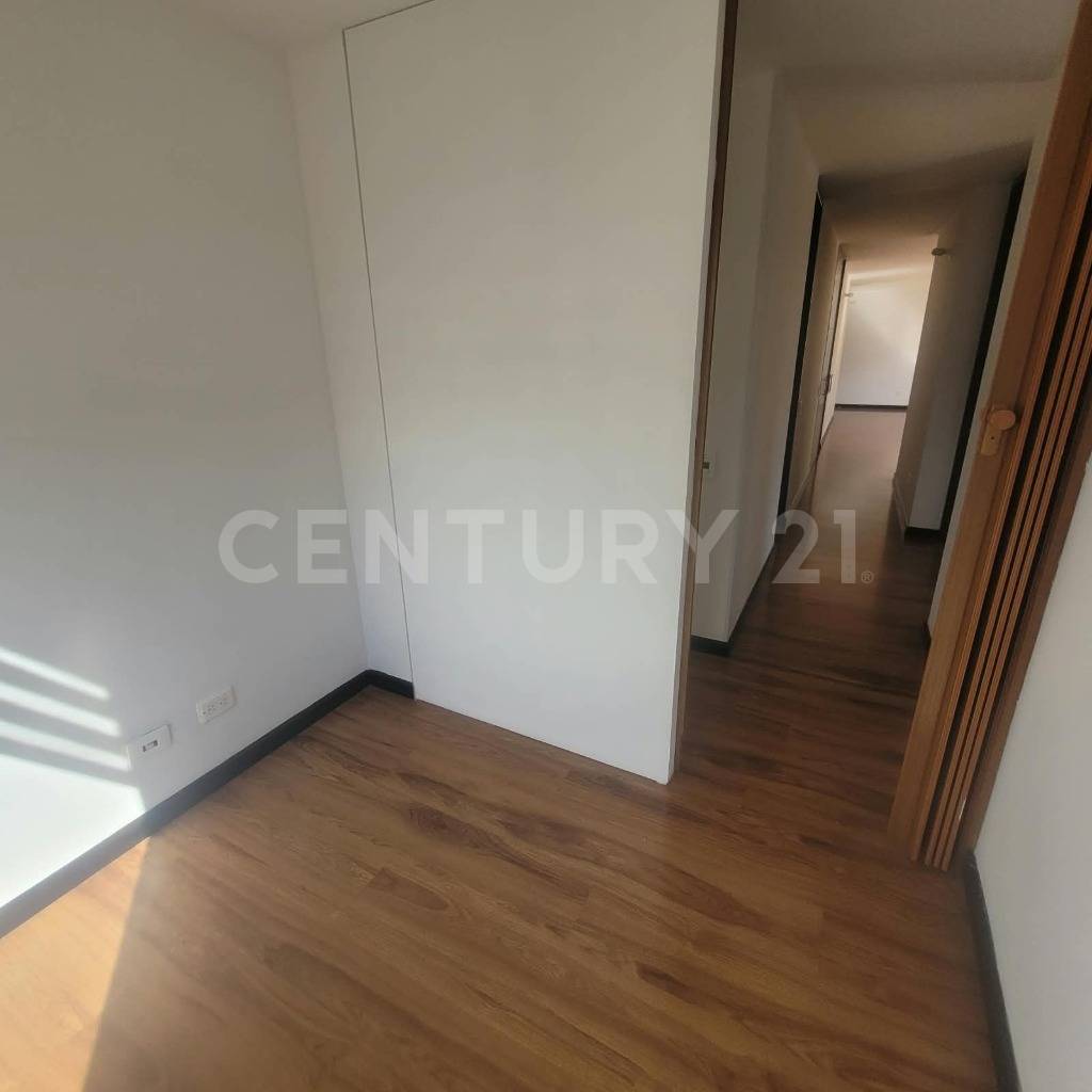 Apartamento en venta en La Felicidad, Bogotá · foto 13 de 19