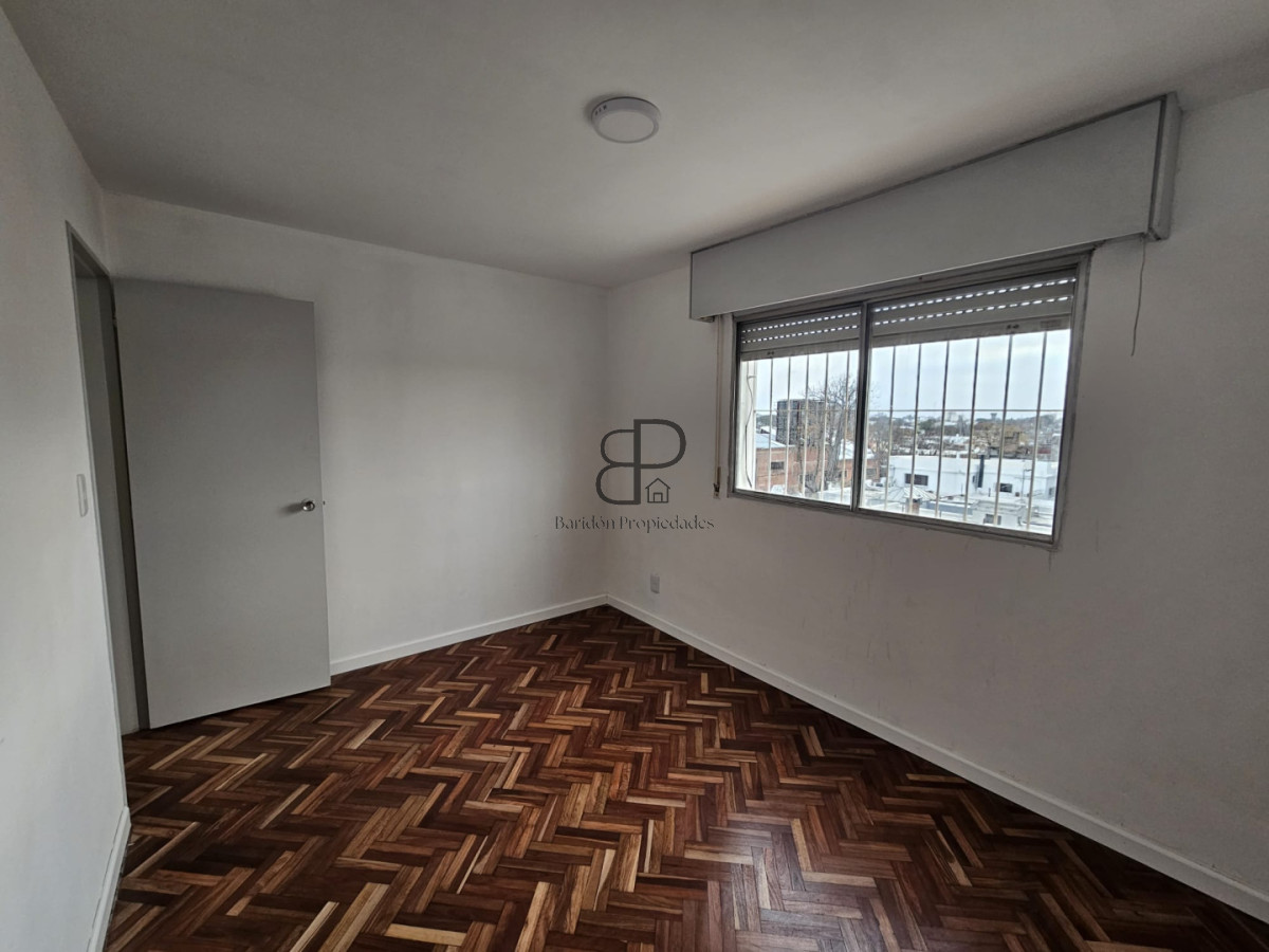 Alquiler Apartamento 3 Dormitorios Jacinto Vera con balcon · Foto 10