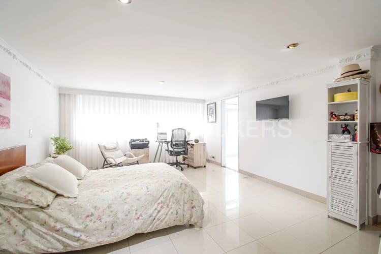 Apartamento en venta en Santa Barbara, Bogotá · foto 17 de 22