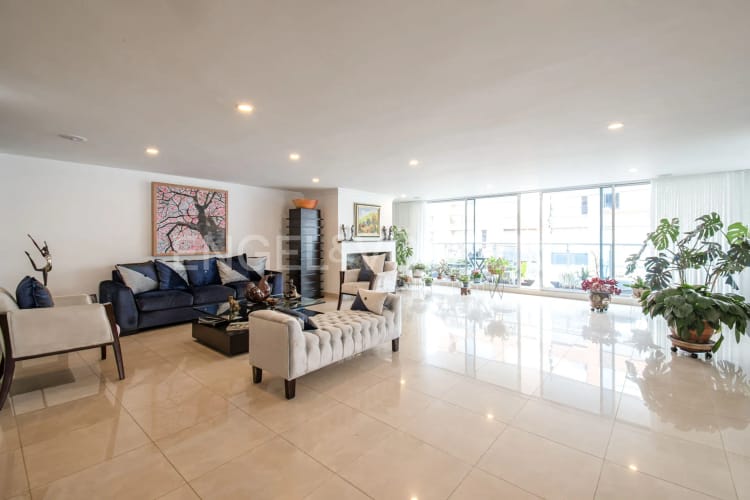 Apartamento en venta en Santa Barbara, Bogotá · foto 3 de 22