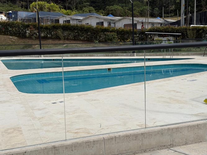 Casa de 3 alcobas en venta en El Retiro, 177 m² · foto 18 de 18