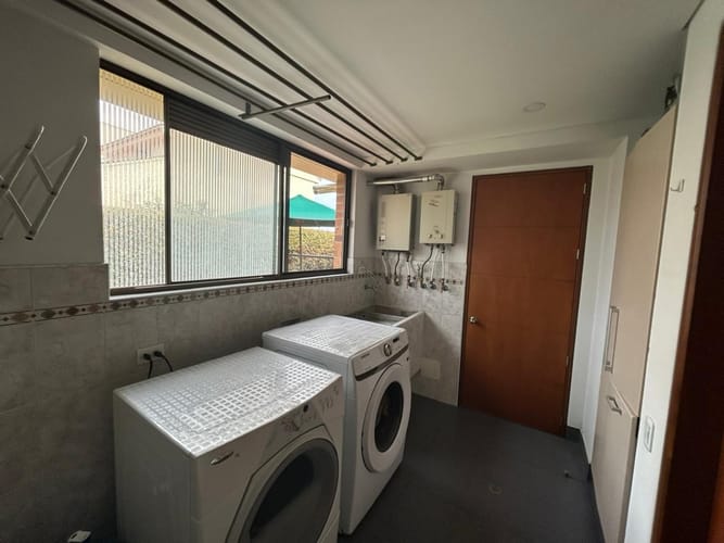 Casa de 4 alcobas en arriendo en Siberia, Cota, 300 m² · foto 7 de 24