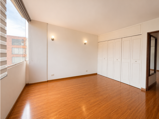 Apartamento de 3 alcobas en venta en Foledo, Bogotá, 81 m² · foto 9 de 17