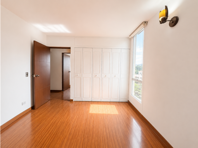 Apartamento de 3 alcobas en venta en Foledo, Bogotá, 81 m² · foto 10 de 17