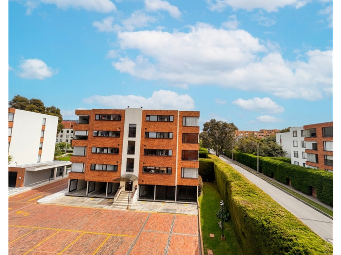 Apartamento de 3 alcobas en venta en Foledo, Bogotá, 81 m² · foto 15 de 17