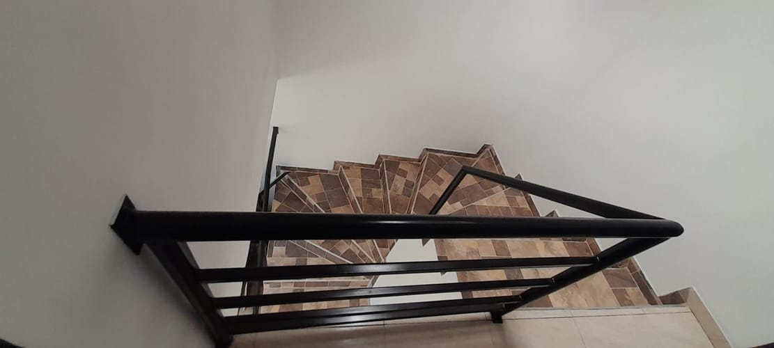 Casa de 4 alcobas en venta en Ricaurte, 178 m² · foto 4 de 8