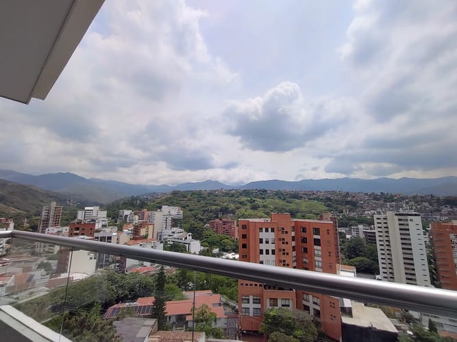 Apartamento de 4 alcobas en venta en Santa Teresita, Cali, 147 m² · foto 21 de 22