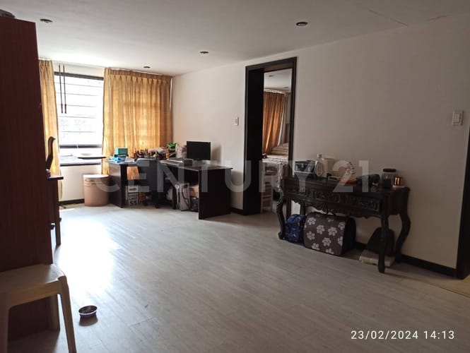 Casa de 4 alcobas en venta en Quinta Paredes, Bogotá, 240 m² · foto 13 de 22