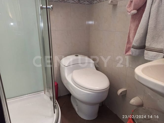 Casa de 4 alcobas en venta en Quinta Paredes, Bogotá, 240 m² · foto 21 de 22