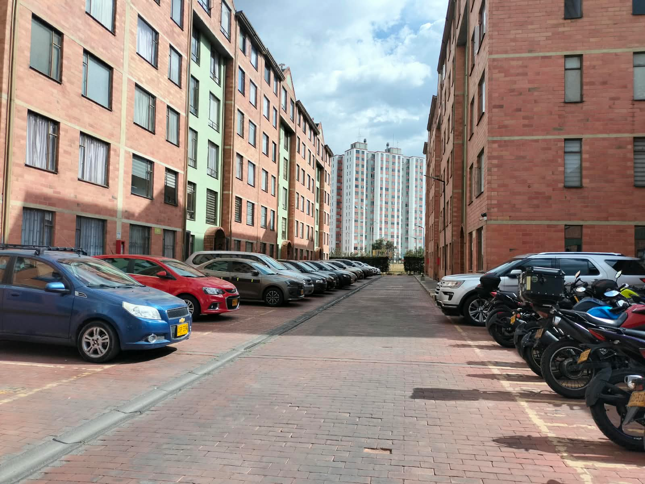 Apartamento en venta en Lago Timiza, Bogotá · foto 12 de 24