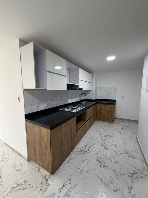 Apartamento de 3 alcobas en venta en Prado, Bello, 75 m² · foto 8 de 13
