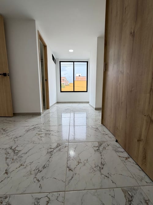 Apartamento de 3 alcobas en venta en Prado, Bello, 75 m² · foto 12 de 13