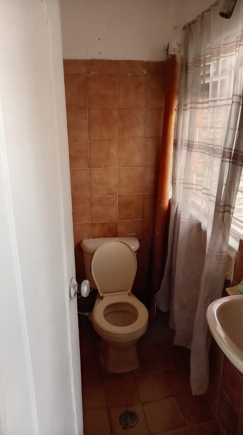 Casa de 6 alcobas en venta en Las Ferias, Bogotá, 210 m² · foto 7 de 19