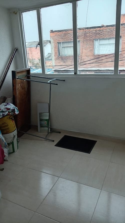 Casa de 6 alcobas en venta en Las Ferias, Bogotá, 210 m² · foto 5 de 19