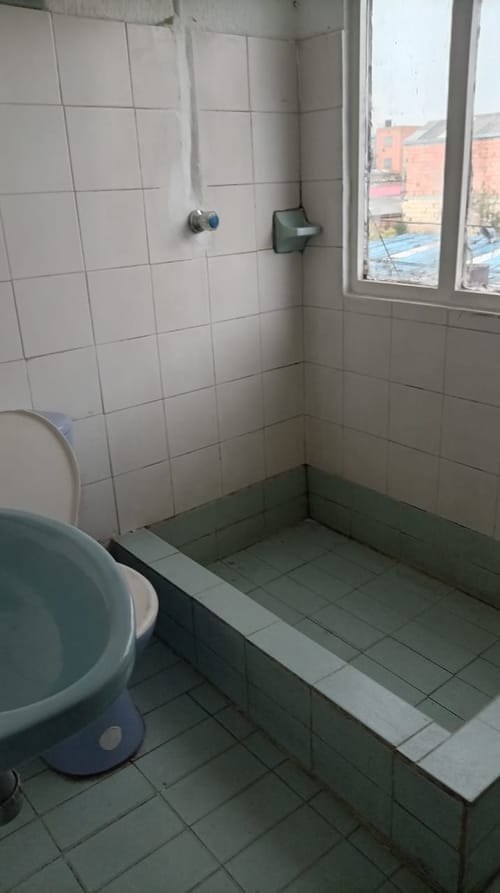 Casa de 6 alcobas en venta en Las Ferias, Bogotá, 210 m² · foto 6 de 19