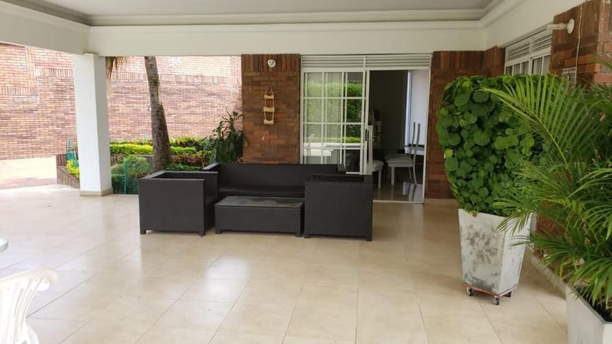 Casa de 4 alcobas en venta en Pance, Cali, 400 m² · foto 4 de 11