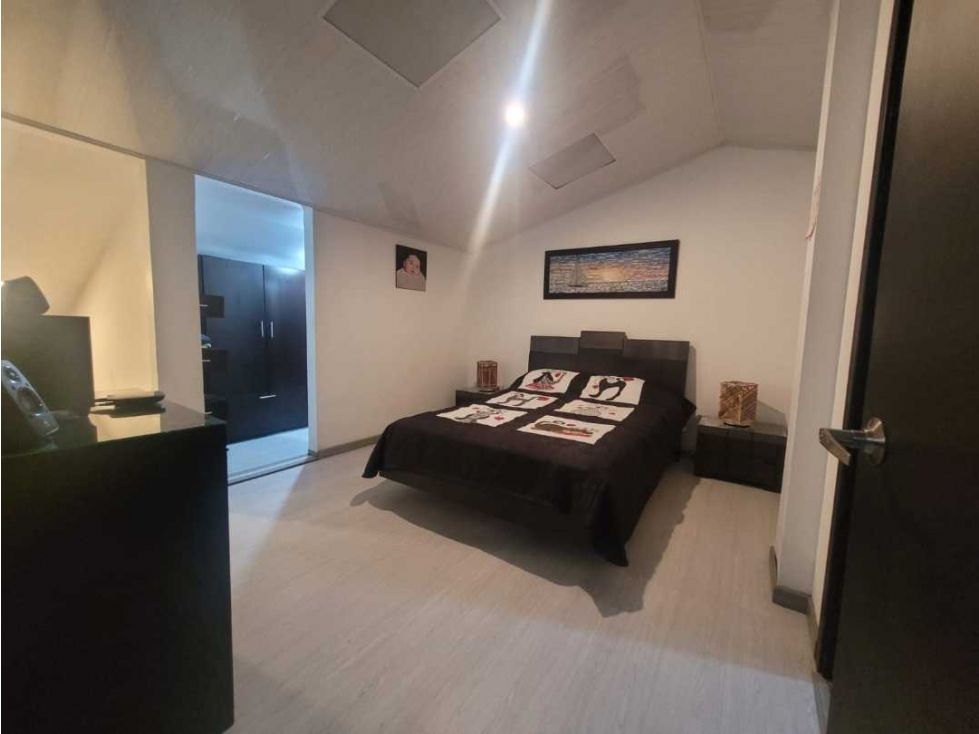 Apartamento en venta en La Linda, Manizales · foto 12 de 24