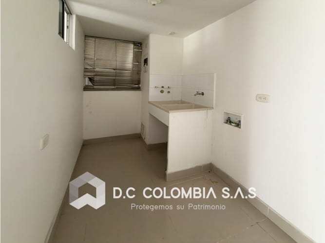 Apartamento de 4 alcobas en venta en La Flora, Cali, 101 m² · foto 3 de 12