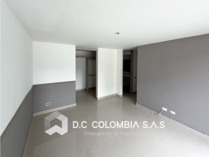 Apartamento de 4 alcobas en venta en La Flora, Cali, 101 m² · foto 6 de 12