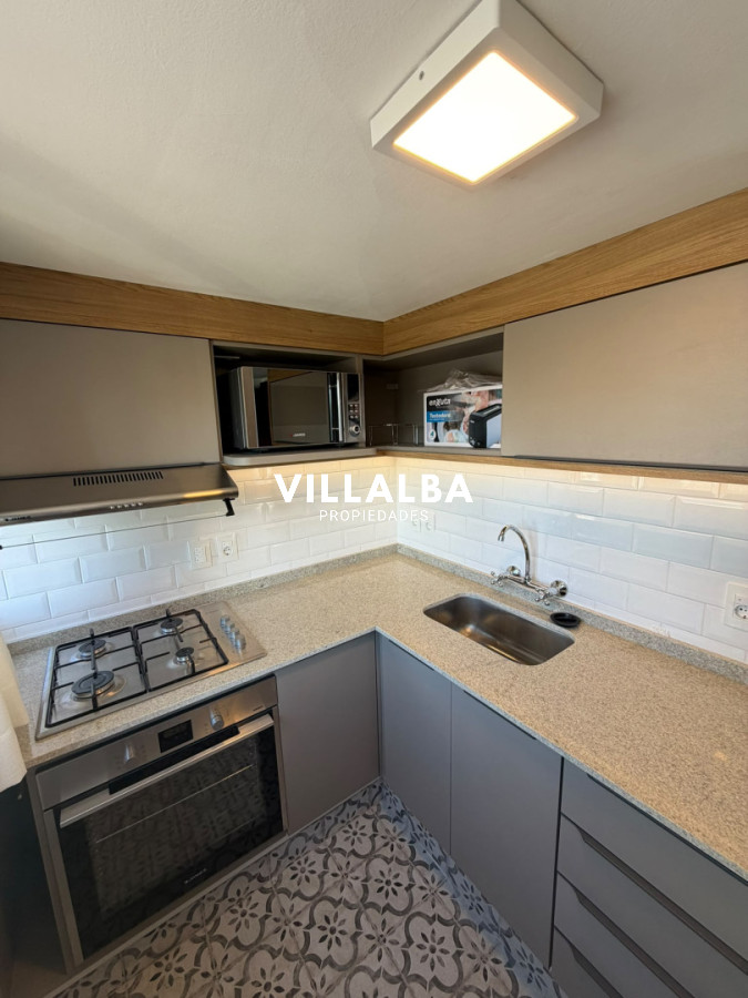 Amplio apartamento de 1 dormitorio y medio alquiler anual. · Foto 11