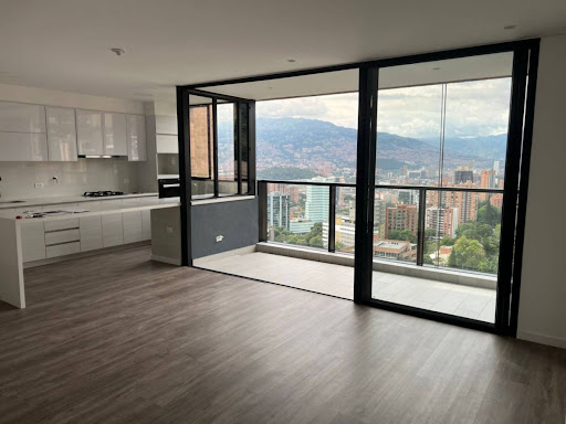 Apartamento en Arriendo en Lalinde, Medellín en Lalinde