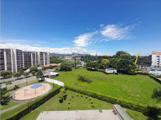 Apartamento de 3 alcobas en venta en Las Palmas, Ricaurte, 92 m² · foto 2 de 24