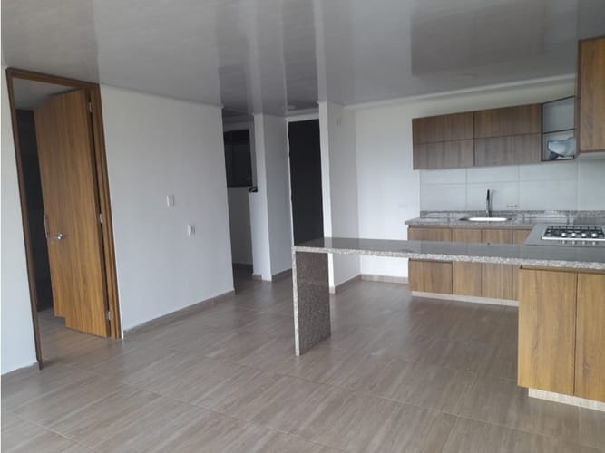Apartamento de 3 alcobas en venta en Las Palmas, Ricaurte, 92 m² · foto 5 de 24