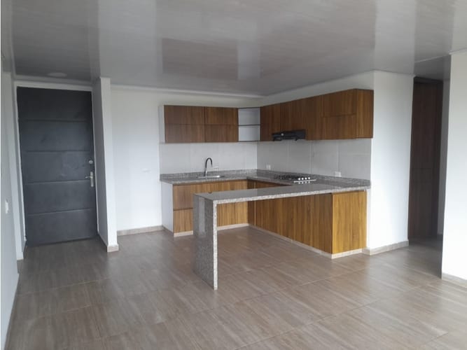 Apartamento de 3 alcobas en venta en Las Palmas, Ricaurte, 92 m² · foto 7 de 24